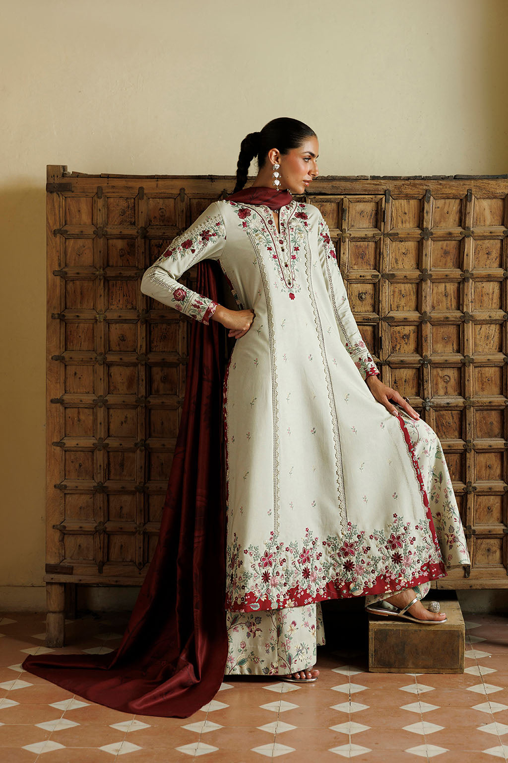 Iznik - Ipf-28  Embroidered Printed Viscose Linen