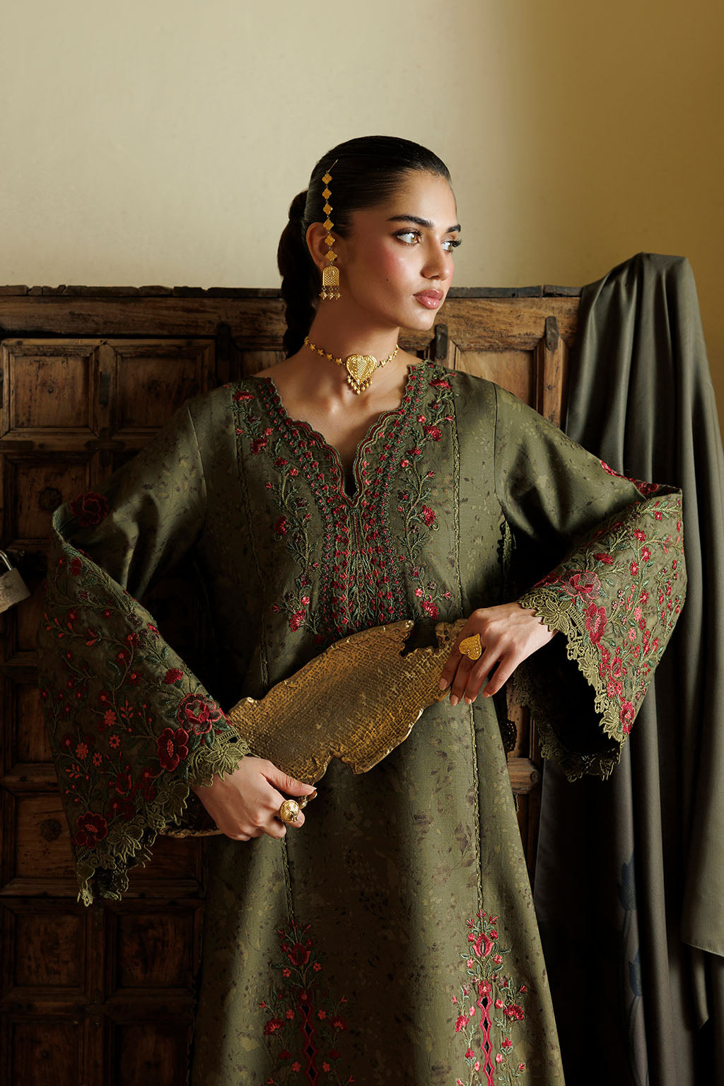 Iznik - Ipf-27  Embroidered Printed Viscose Linen