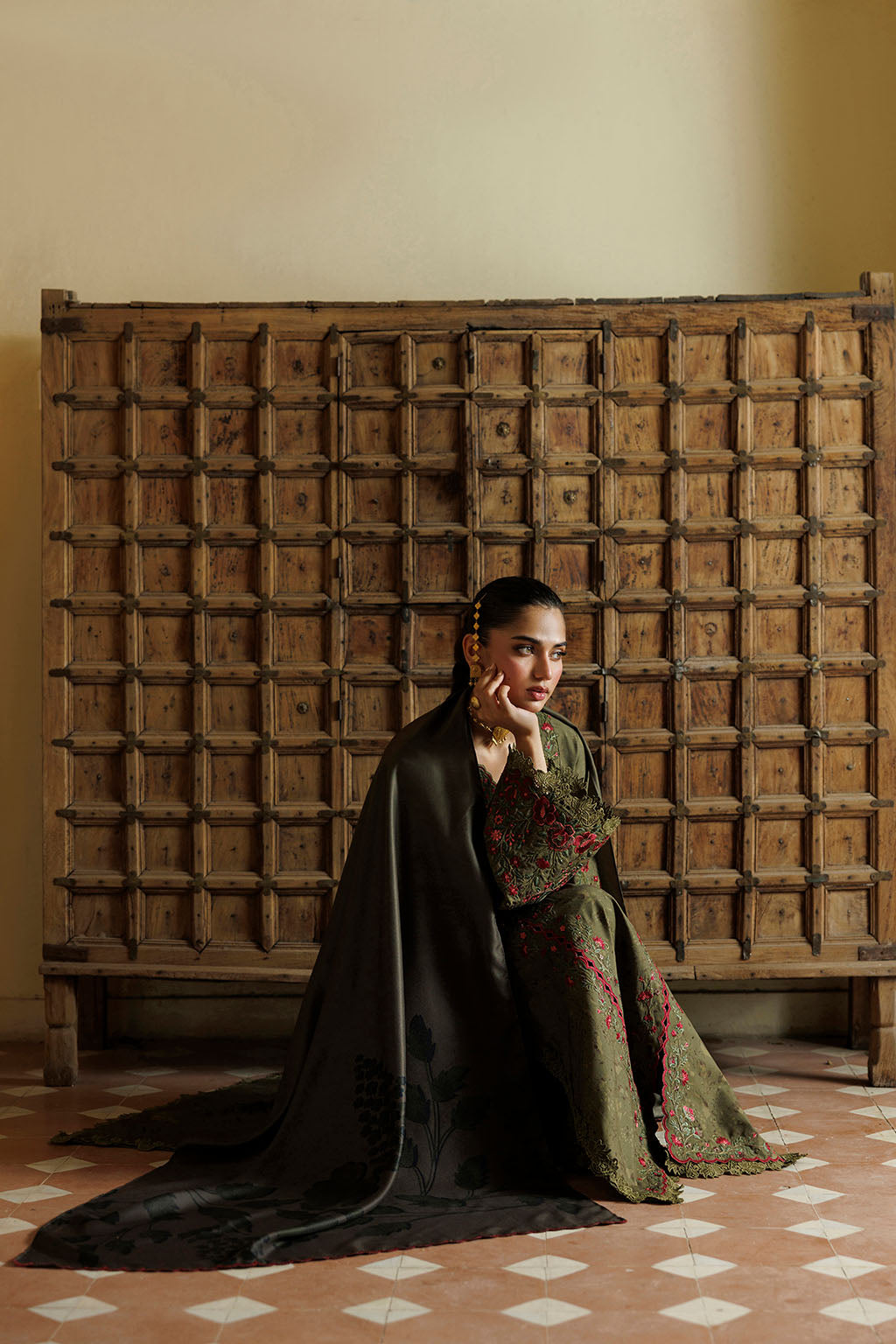 Iznik - Ipf-27  Embroidered Printed Viscose Linen