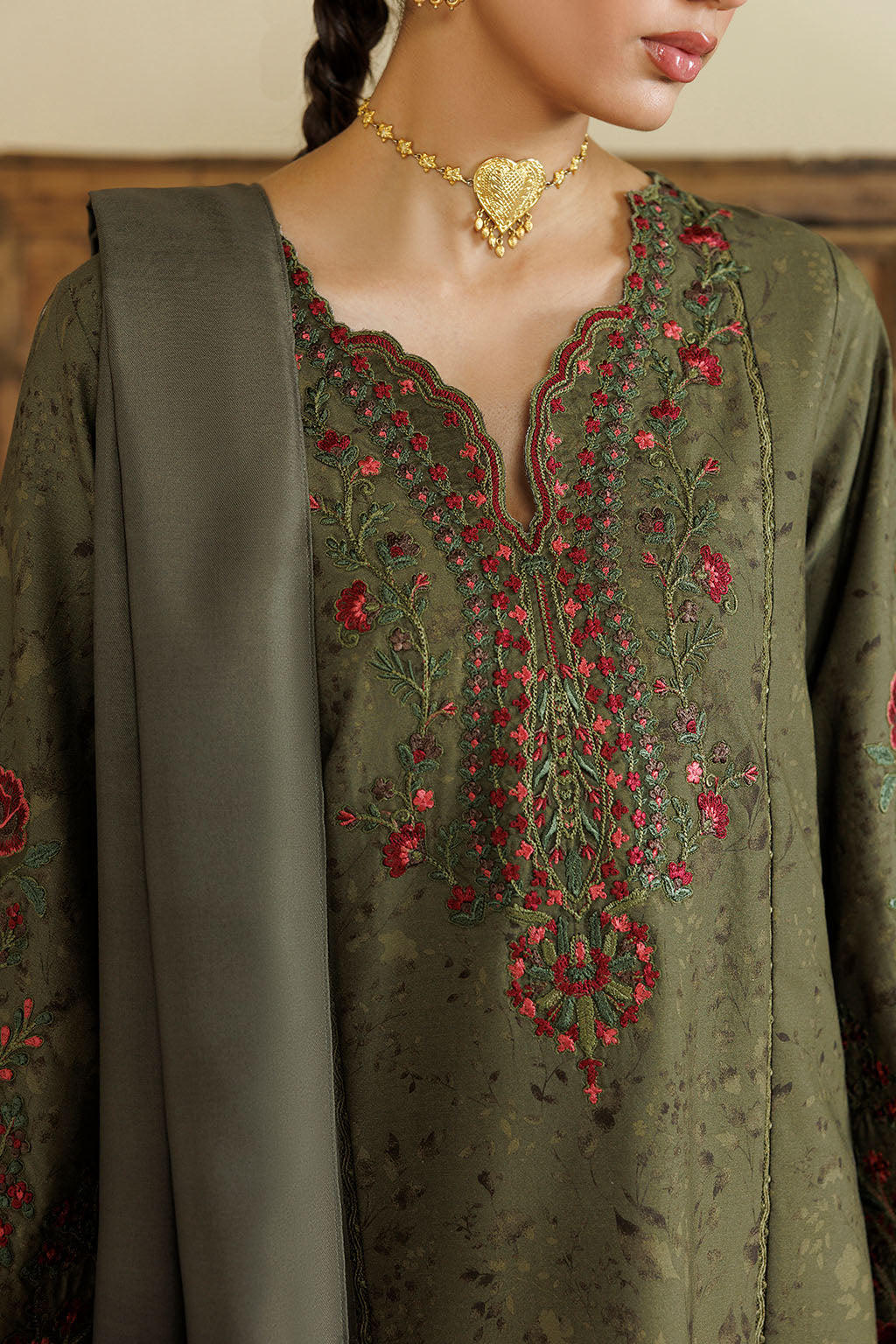 Iznik - Ipf-27  Embroidered Printed Viscose Linen