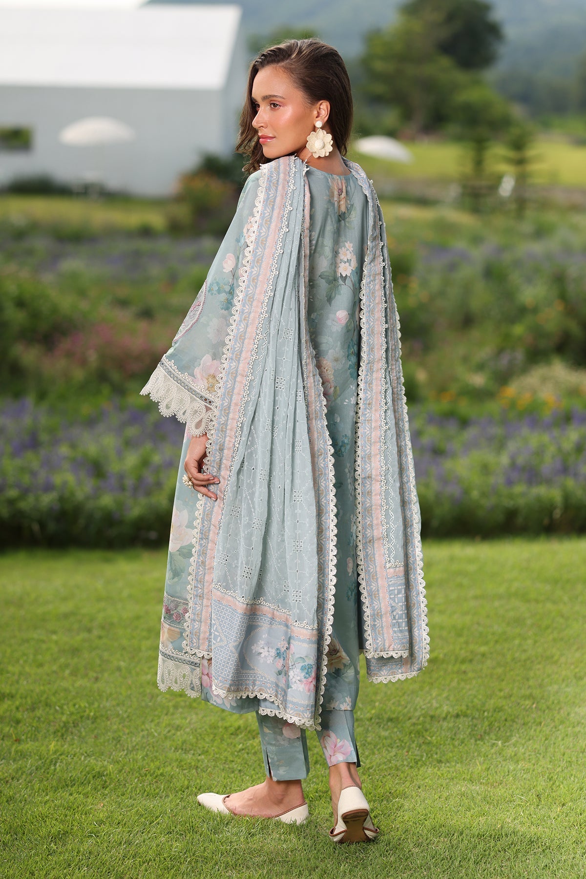 Baroque - Embroidered Lawn UF-4224