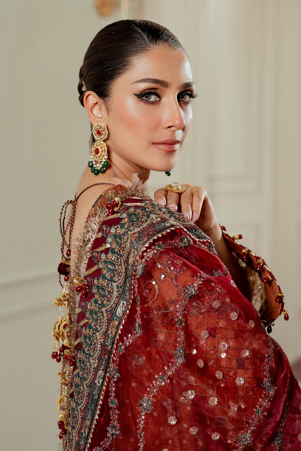 Baroque - Embroidered Net Ch13-01 Stitched