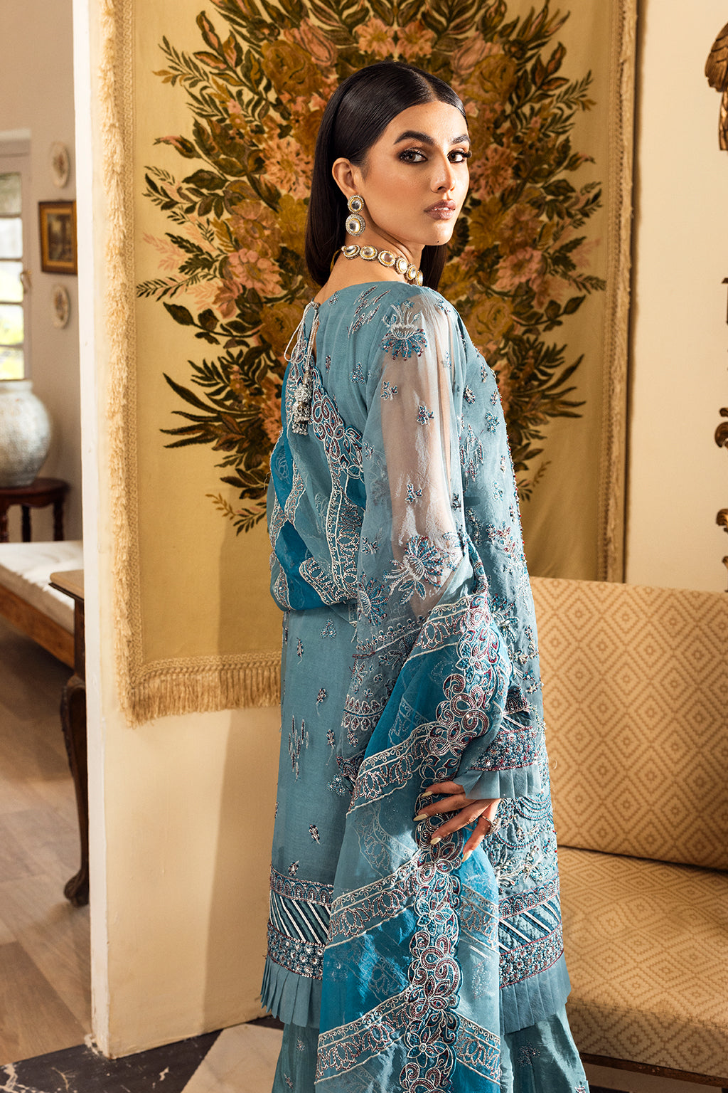 Emaan Adeel - Lp-04 Roshany
