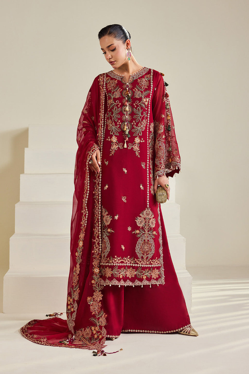 Alizeh - Af-Dhg-5053-Suraira