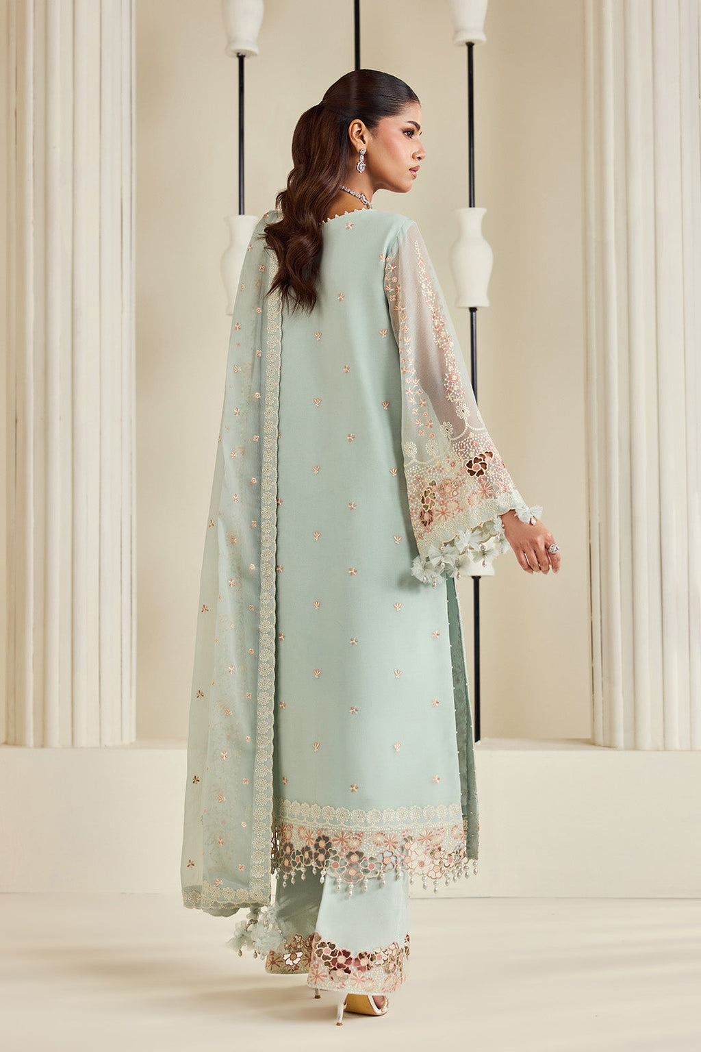 Alizeh - Af-Dhg-5046-Tiyaahe