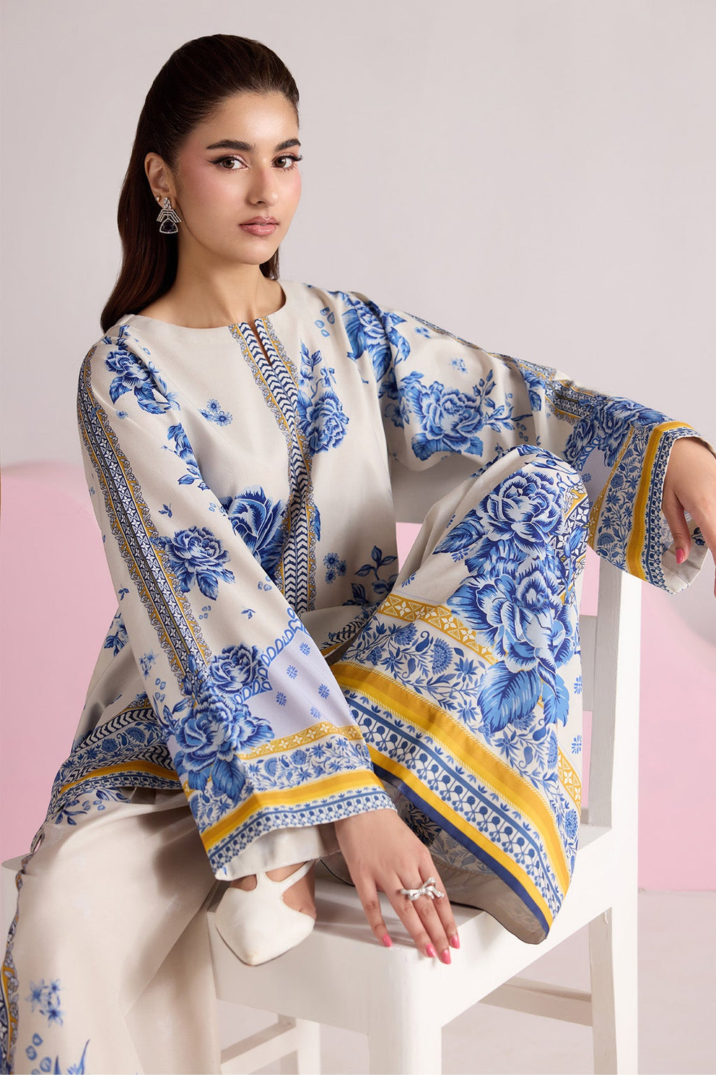 Alizeh - Af-Pl-6070-Leora