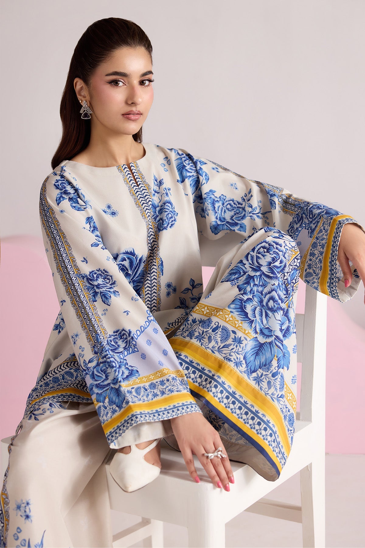 Alizeh - Af-Pl-6070-Leora
