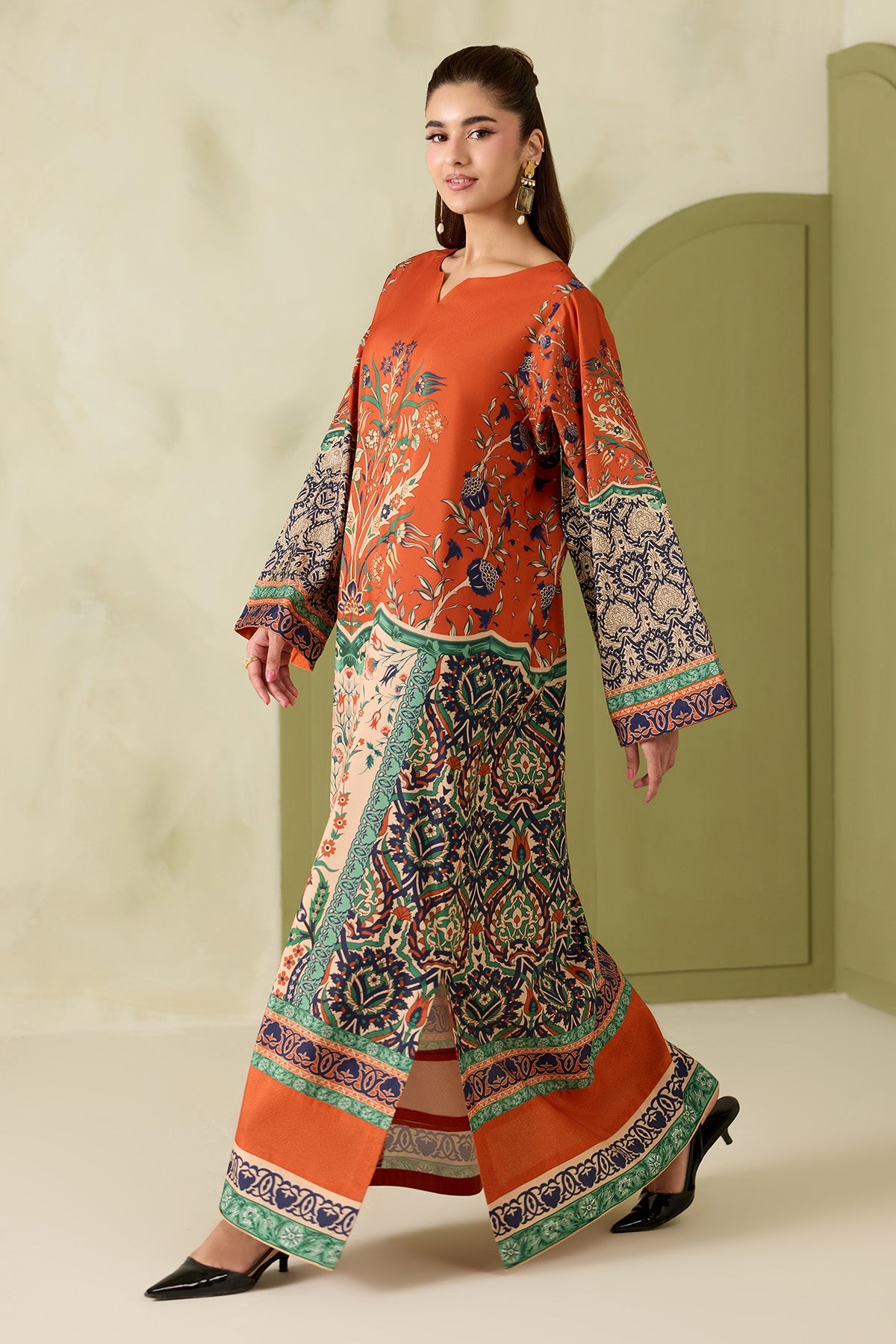 Alizeh - Af-Pl-6071-Charm