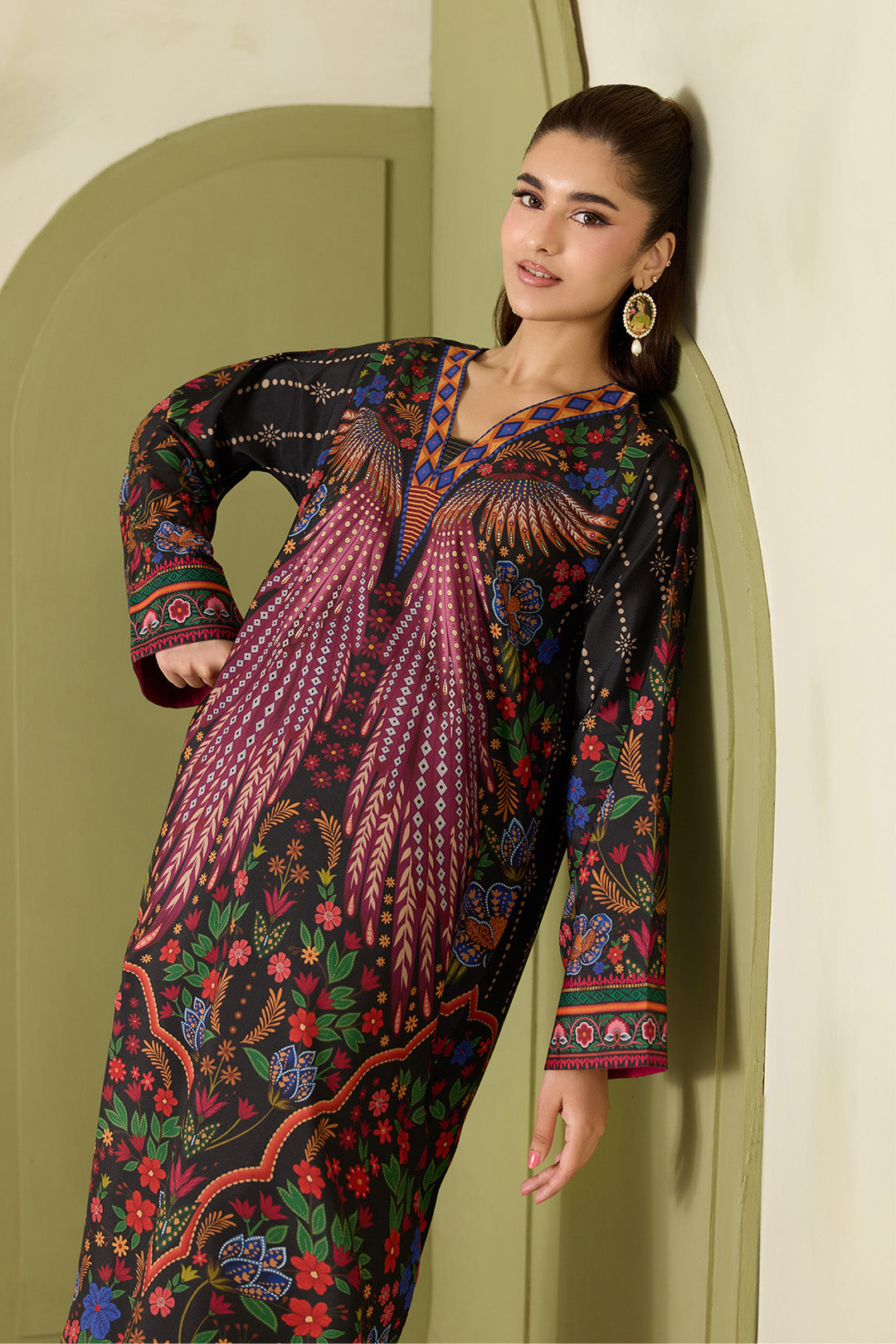 Alizeh - Af-Pl-6068-Uns