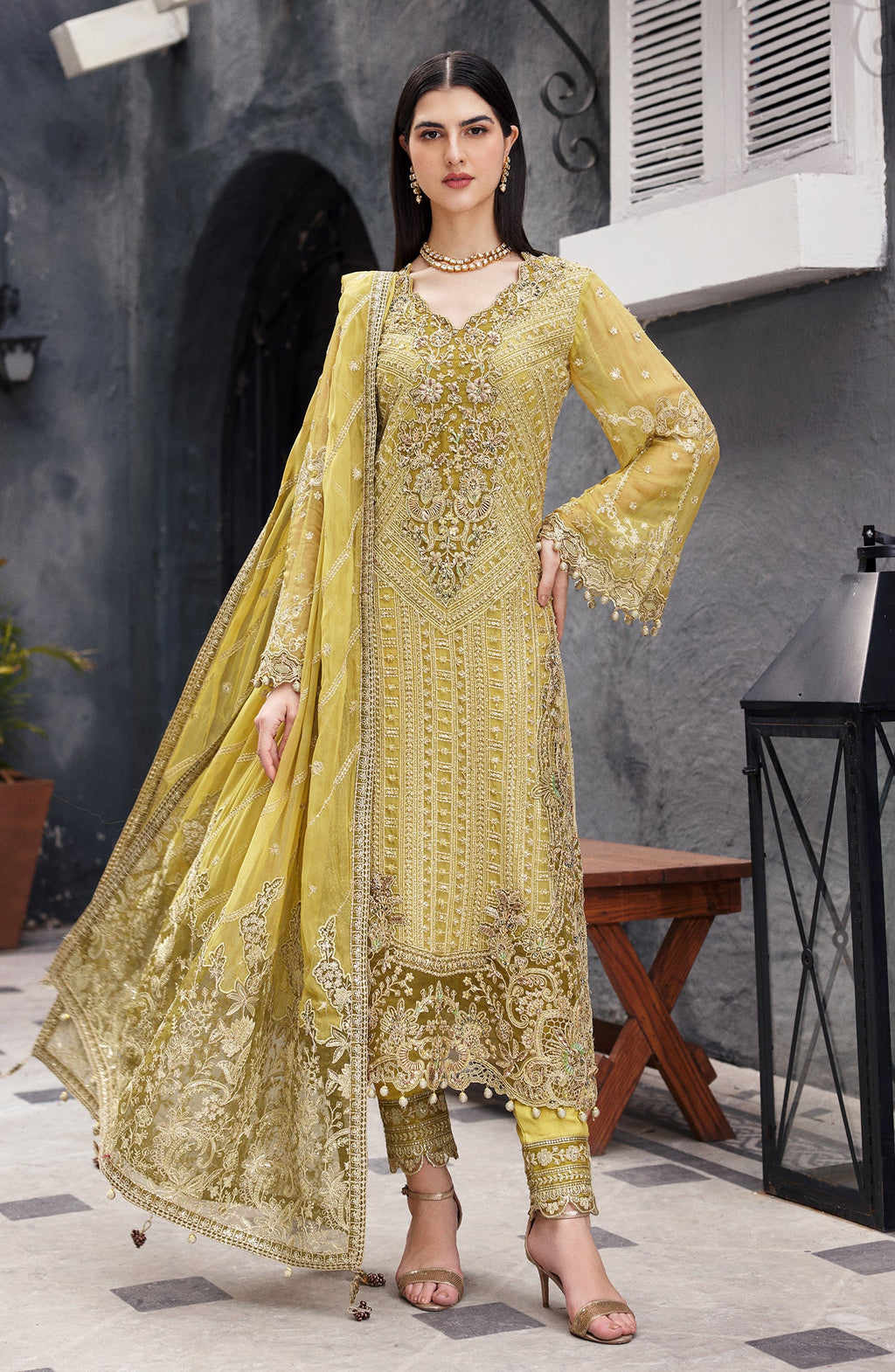 Emaan Adeel - Aroohi