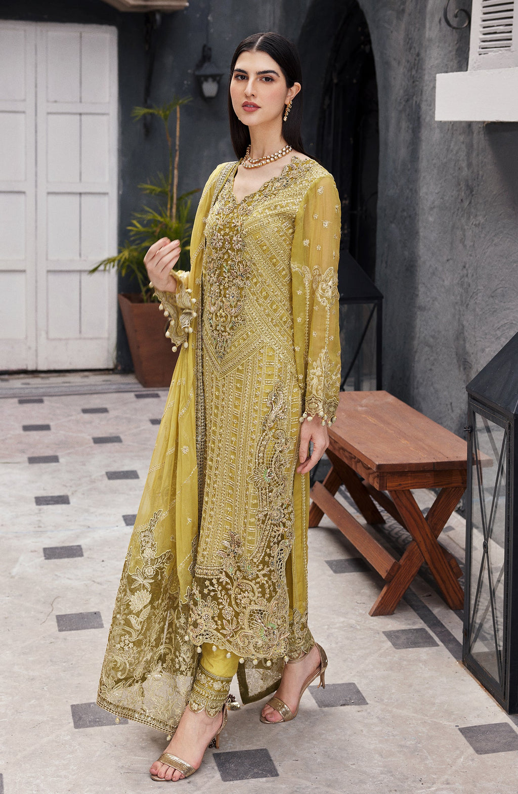 Emaan Adeel - Aroohi