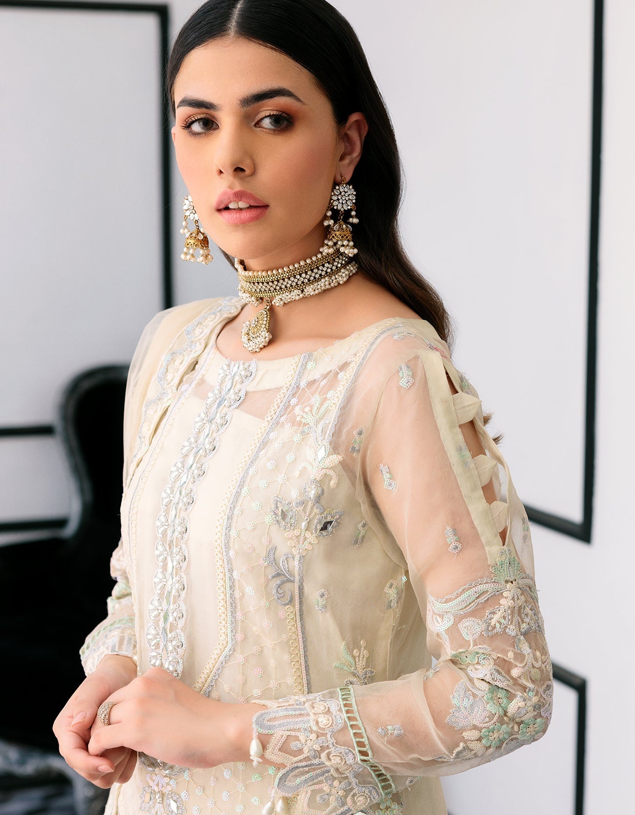 Emaan Adeel - Lf-601