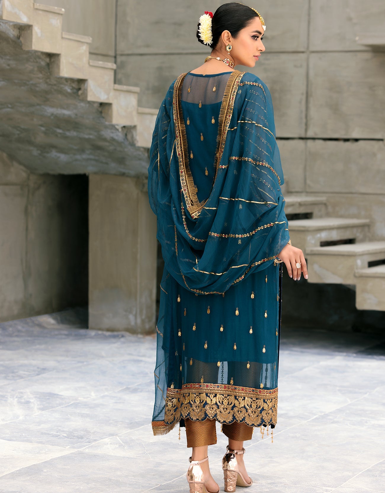 Emaan Adeel - Bl-404