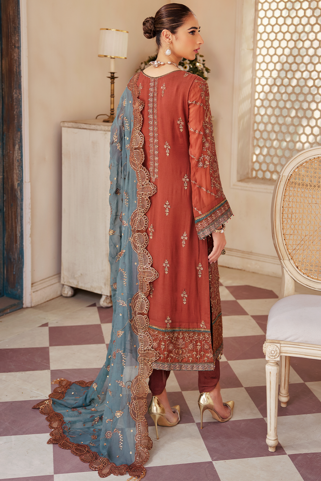 Emaan Adeel - Lx 07