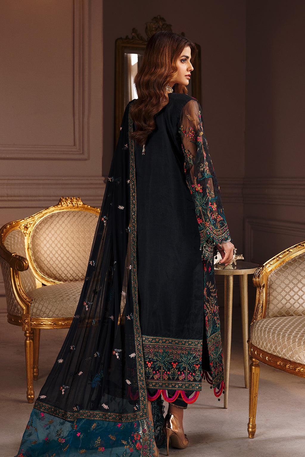 Emaan Adeel - El-06