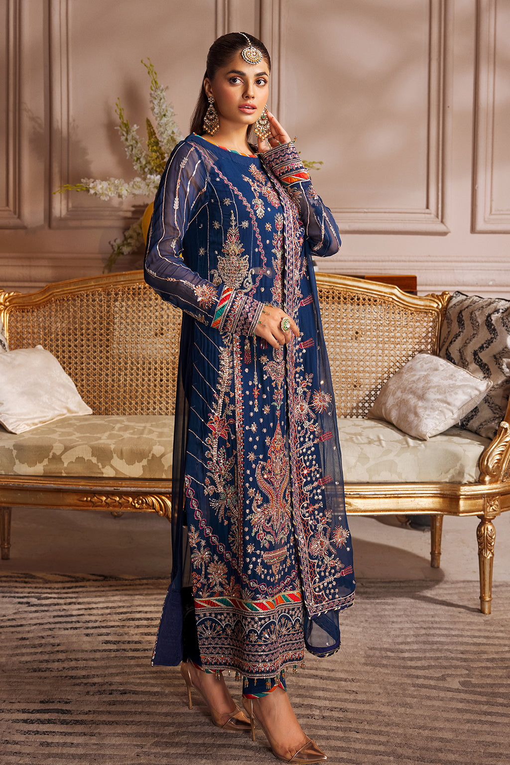 Emaan Adeel - El-02