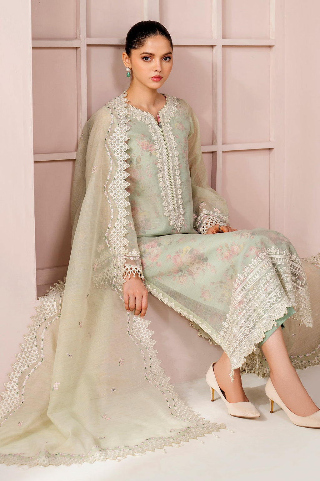 Baroque - Embroidered Cotton Patti UF-4188