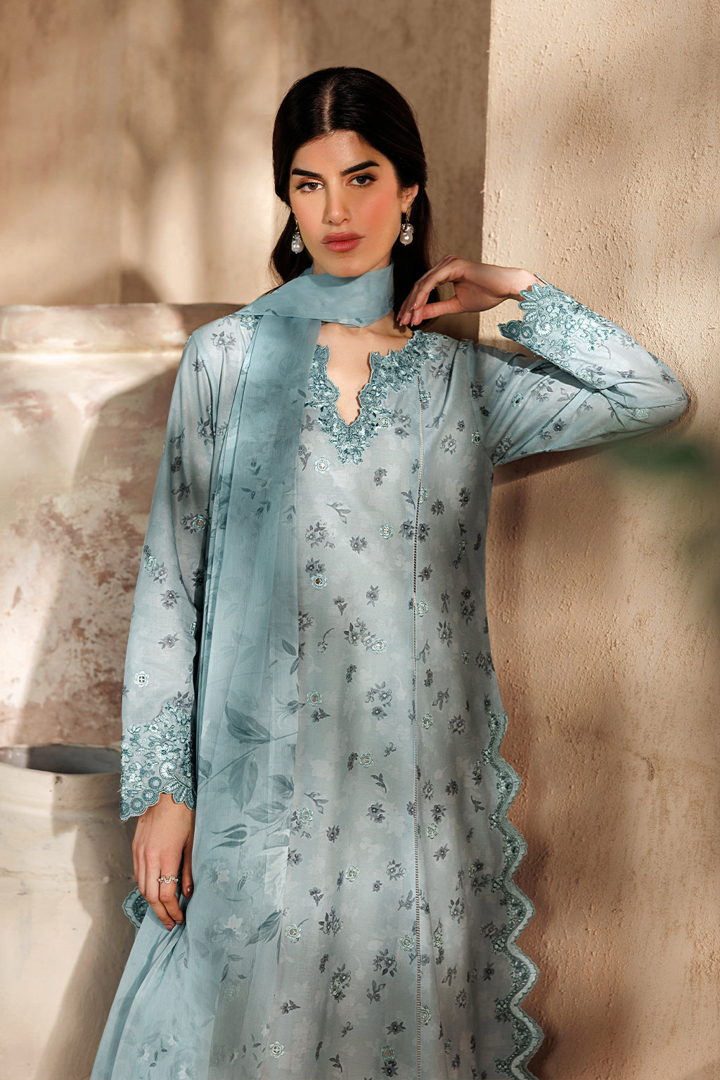 Iznik - Ue-671 Printed Lawn