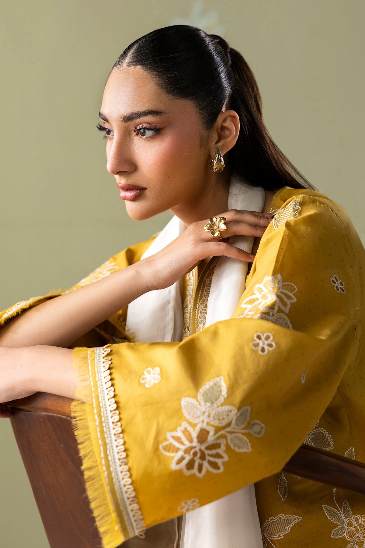 Baroque - Embroidered Lawn UF-4419