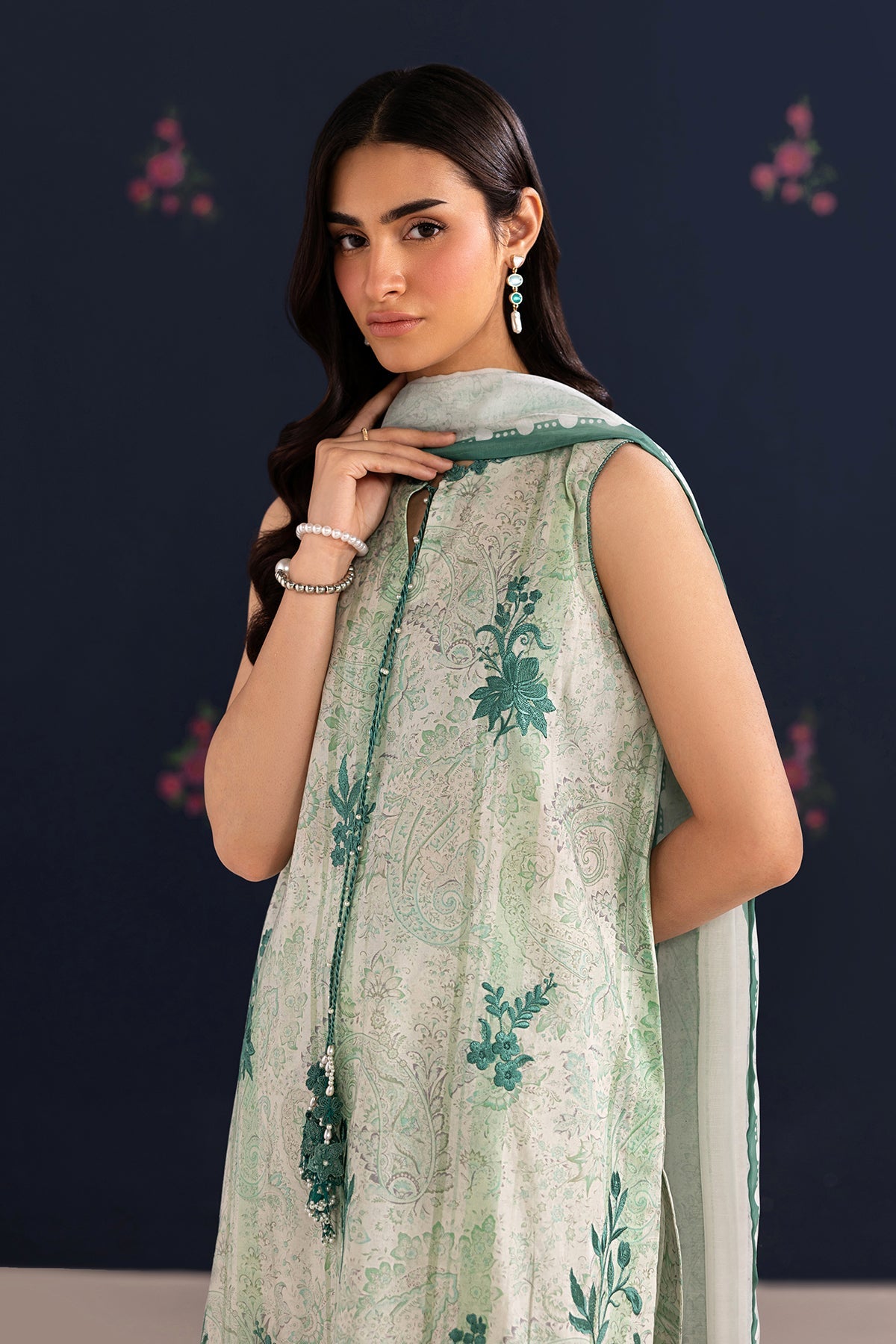 Baroque - Embroidered Lawn UF-4456