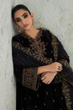 Baroque - Embroidered Velvet SF-239