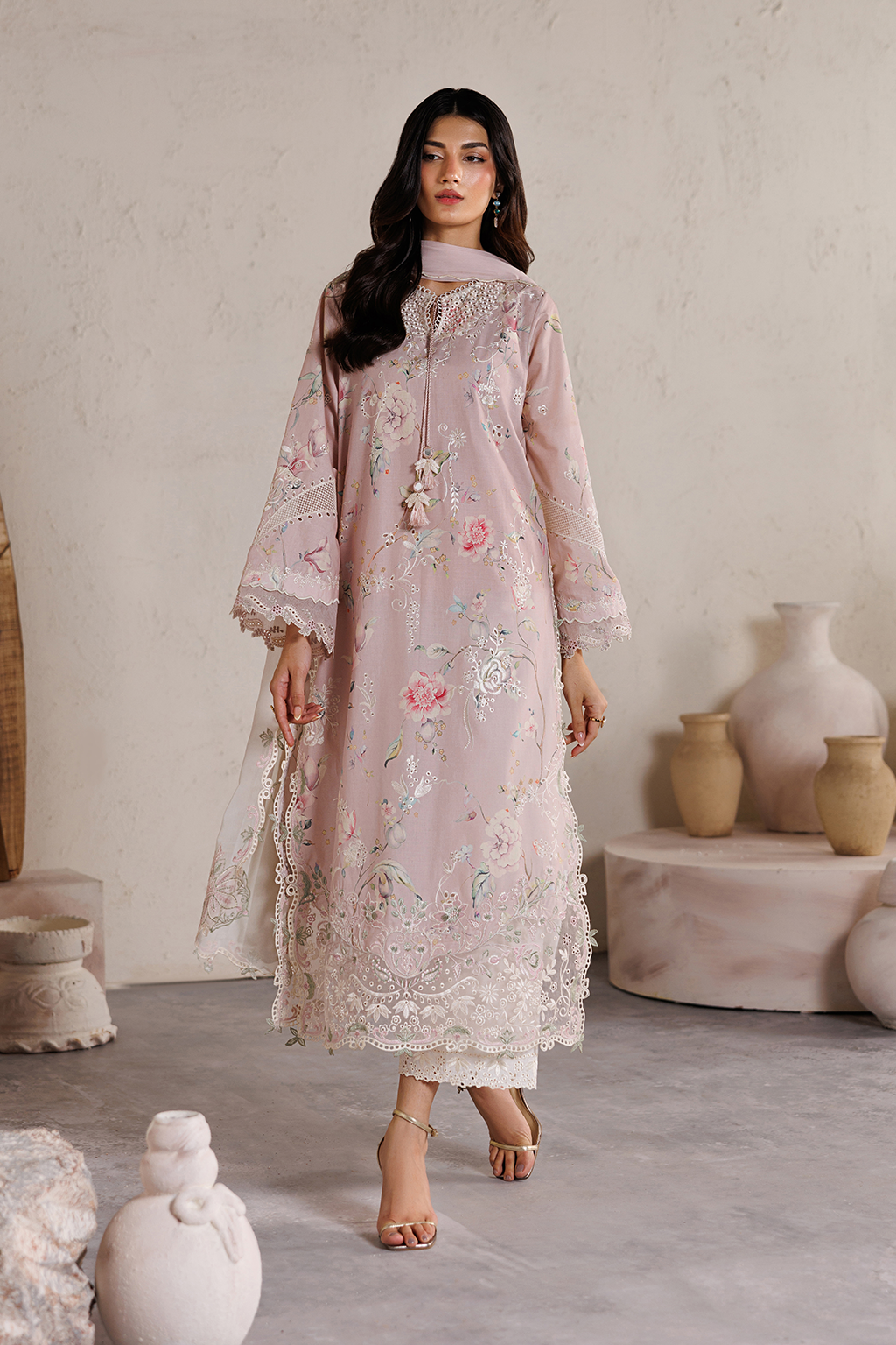 Iznik - Ibe-12 Embroidered Lawn