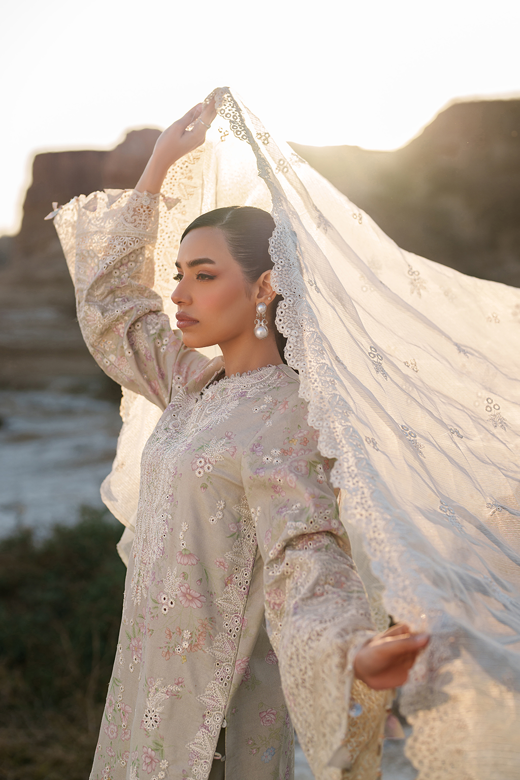 Emaan Adeel - Mehves