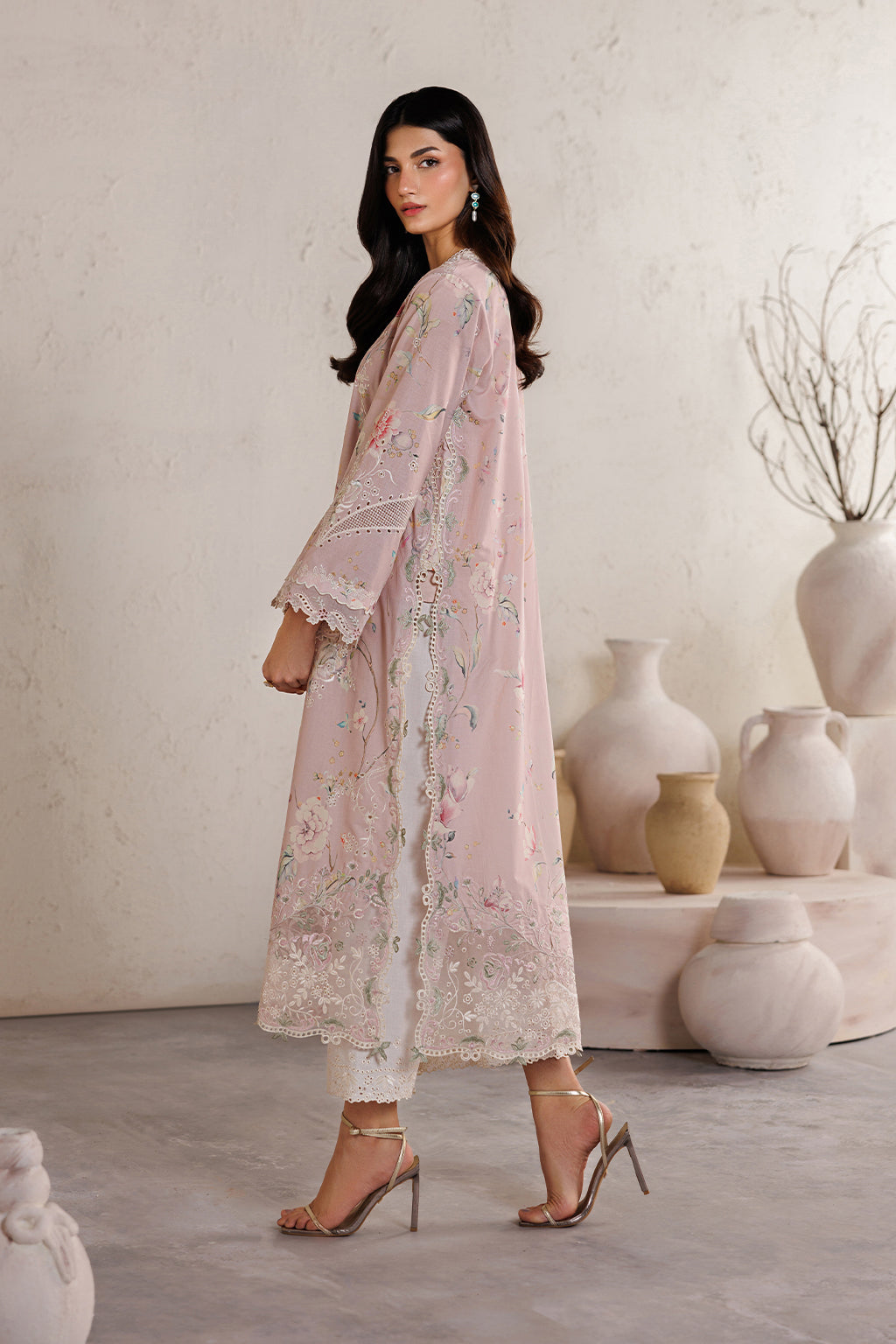 Iznik - Ibe-12 Embroidered Lawn