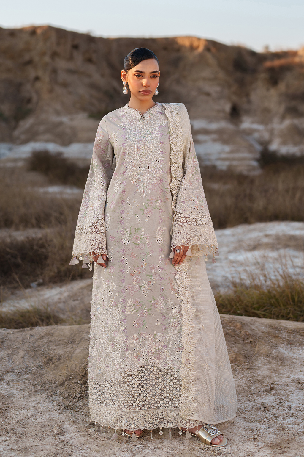 Emaan Adeel - Mehves