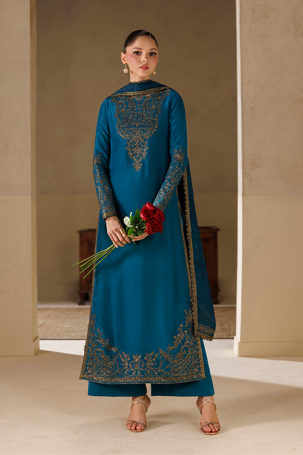 Iznik - Ue-731 Embroidered Ramen Silk