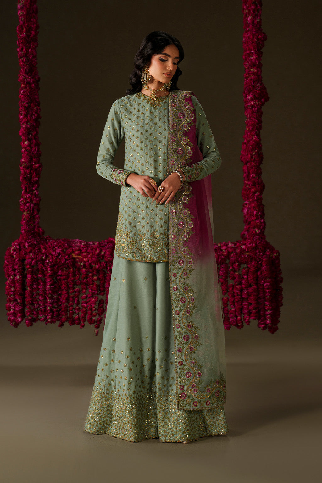 Iznik - Iv-73  Embroidered Velvet