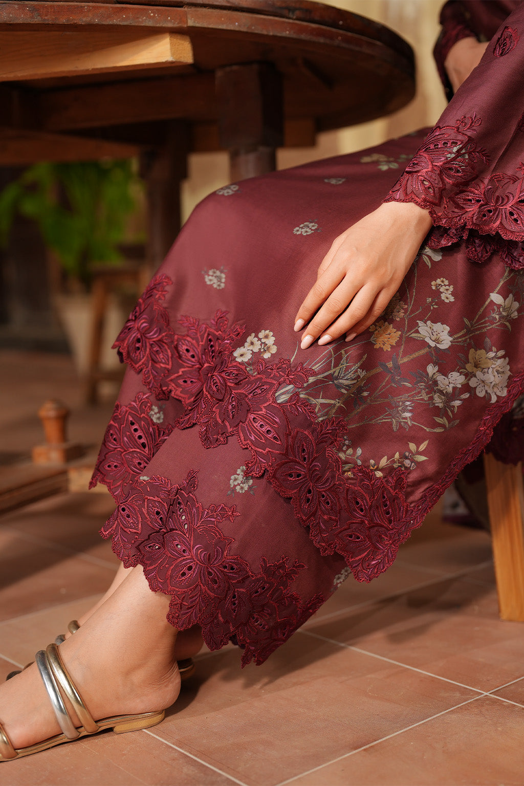 Iznik - Ipf-03  Printed Viscose Linen