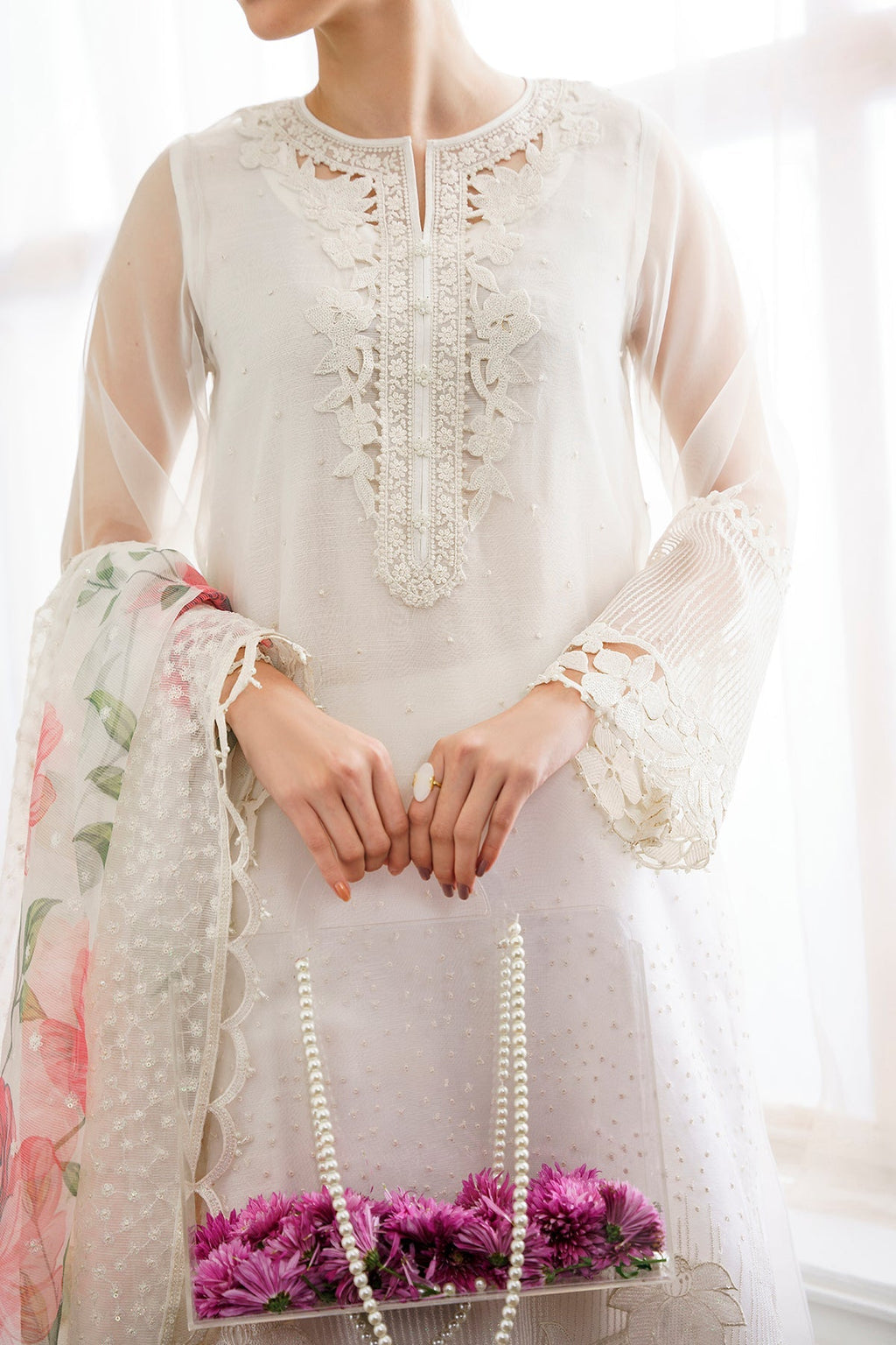 Baroque - Embroidered Organza SF-526