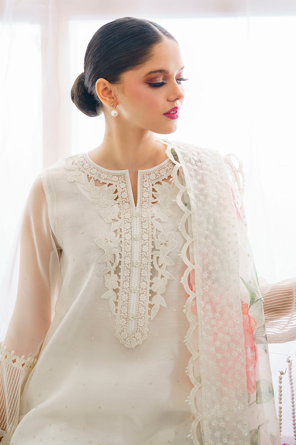 Baroque - Embroidered Organza SF-526