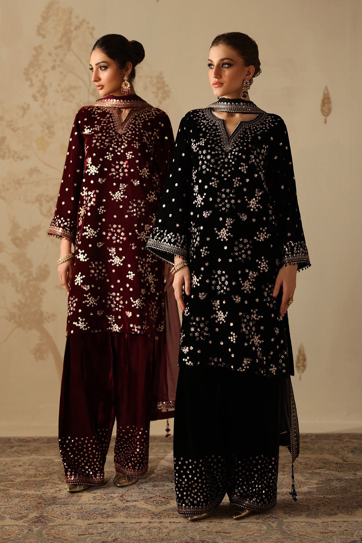 Baroque - Embroidered Velvet UF-4316
