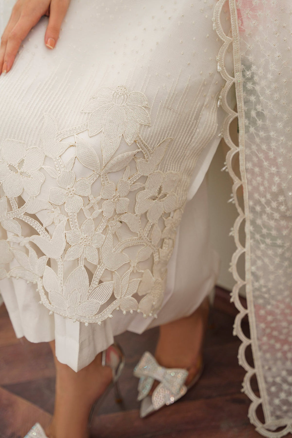 Baroque - Embroidered Organza SF-526