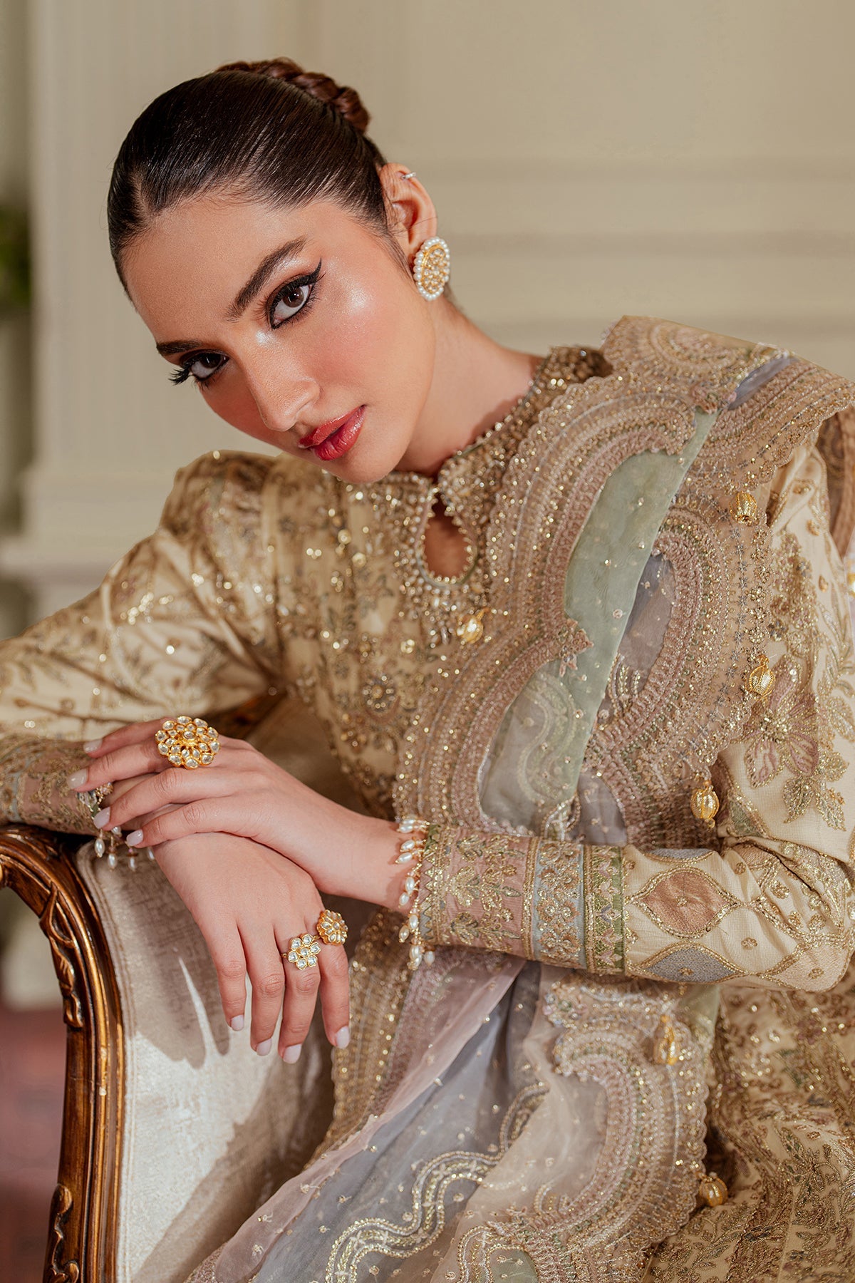 Baroque - Embroidered Net Ch13-06 Stitched
