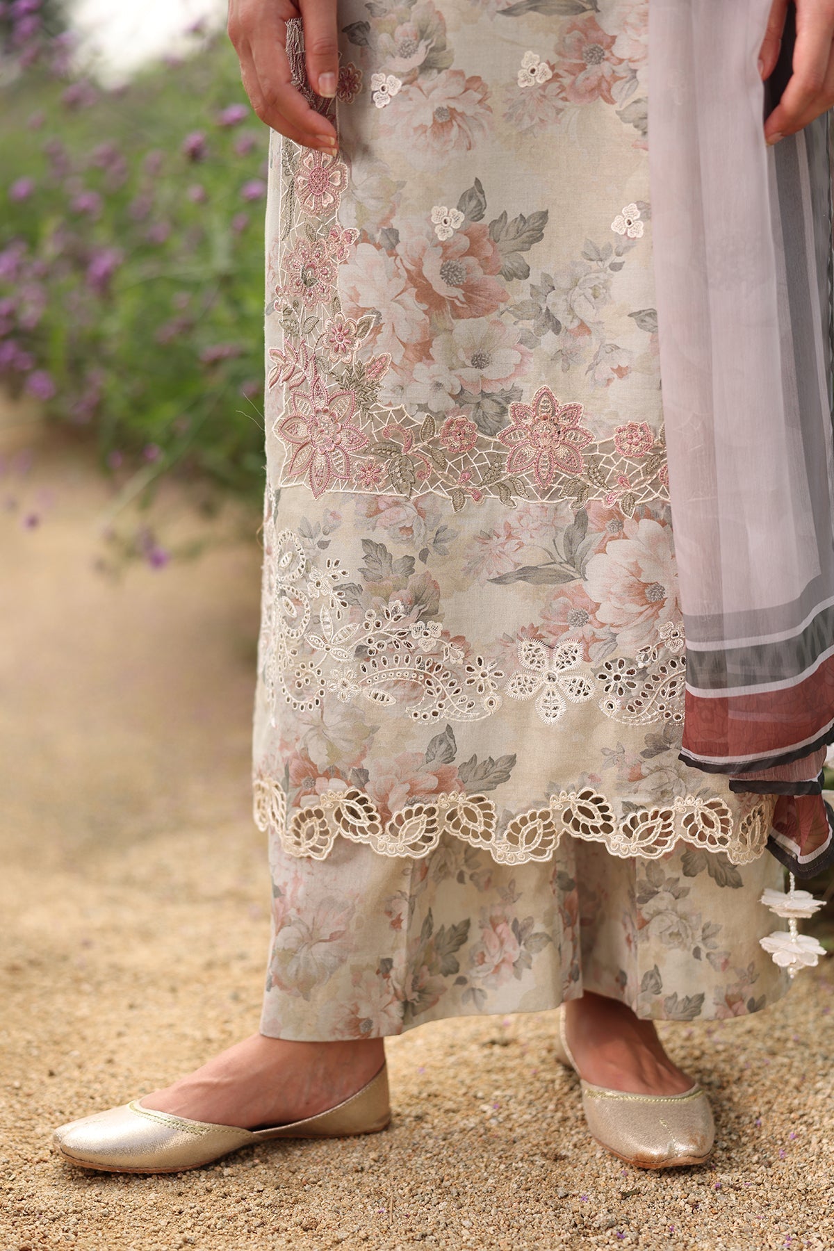 Baroque - Embroidered Lawn UF-4225