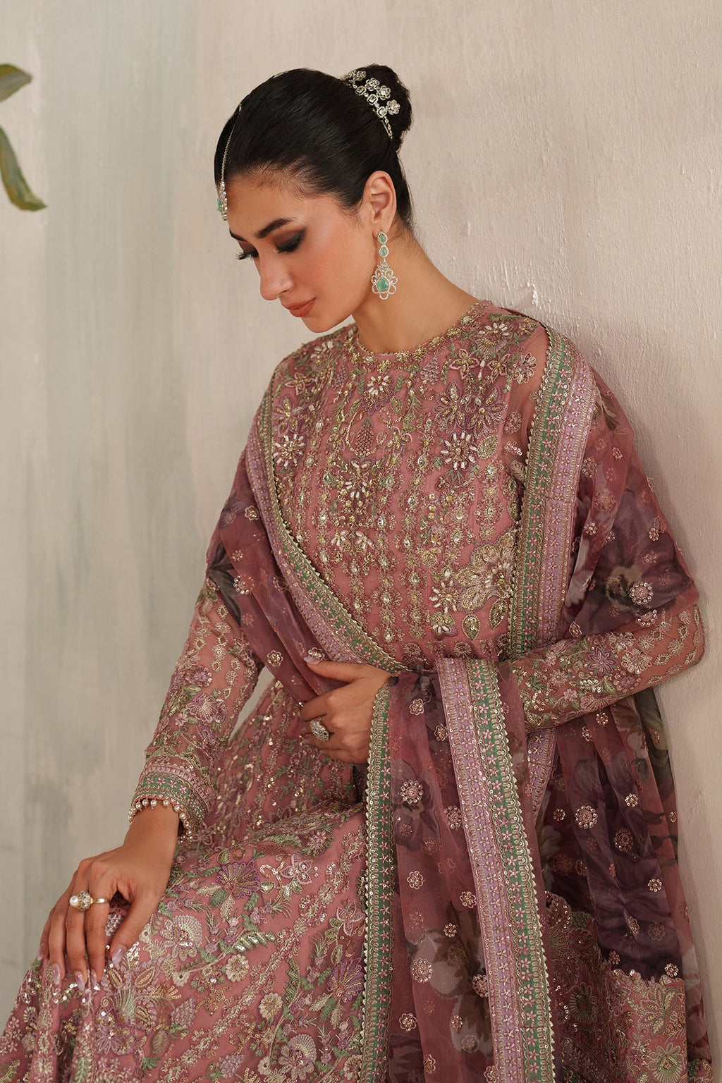 Baroque - Embroidered Net SF-4377