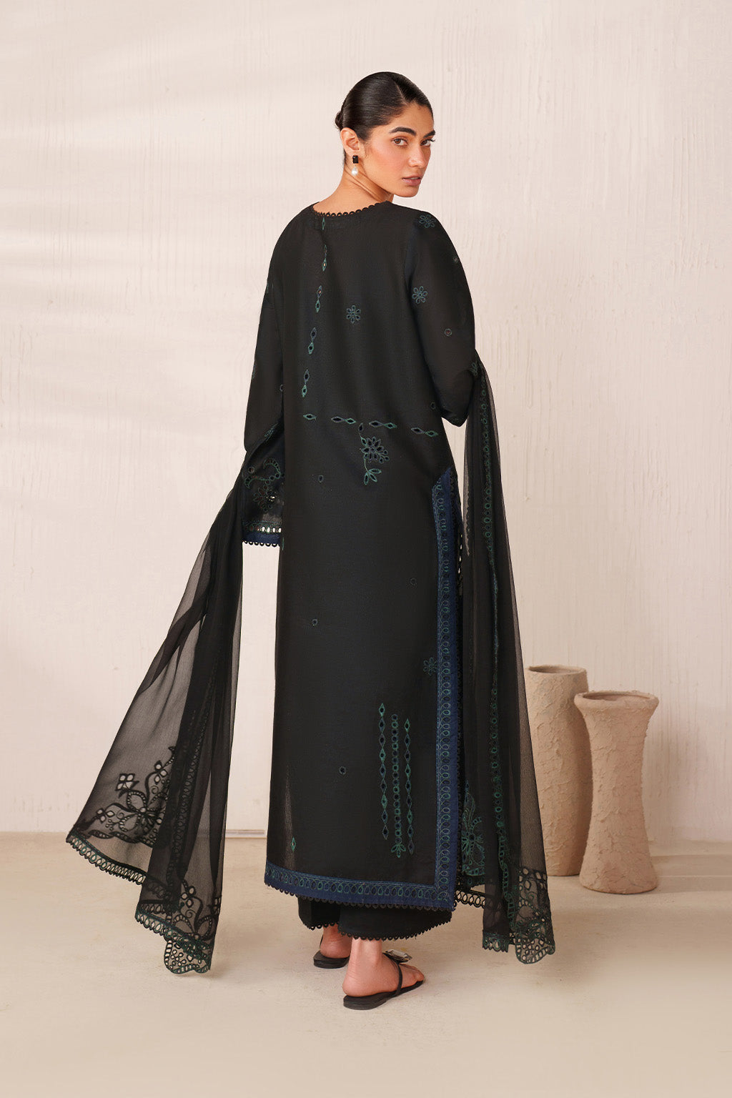 Iznik - Ue-628 Embroidered  Lawn