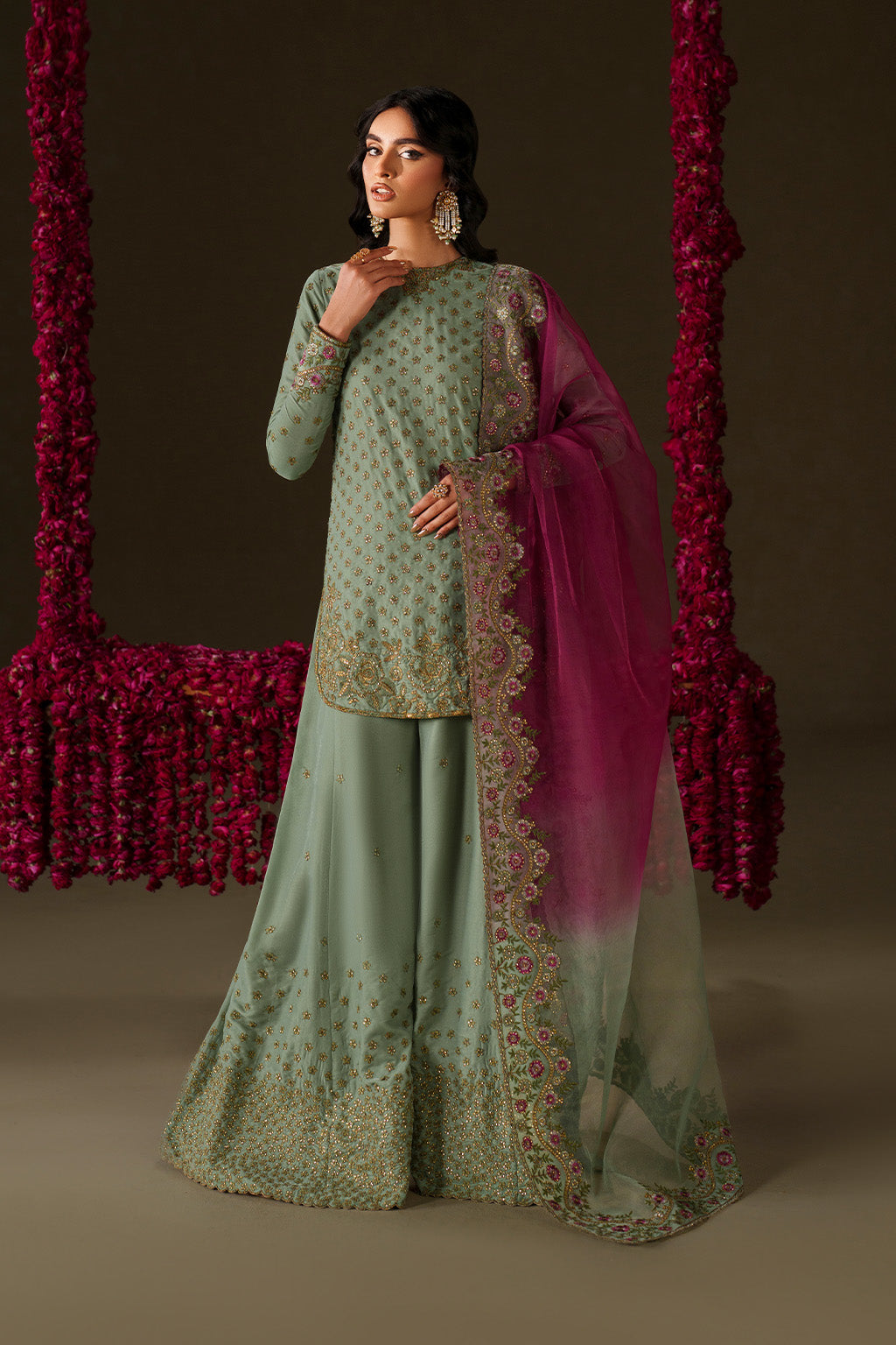 Iznik - Iv-73  Embroidered Velvet