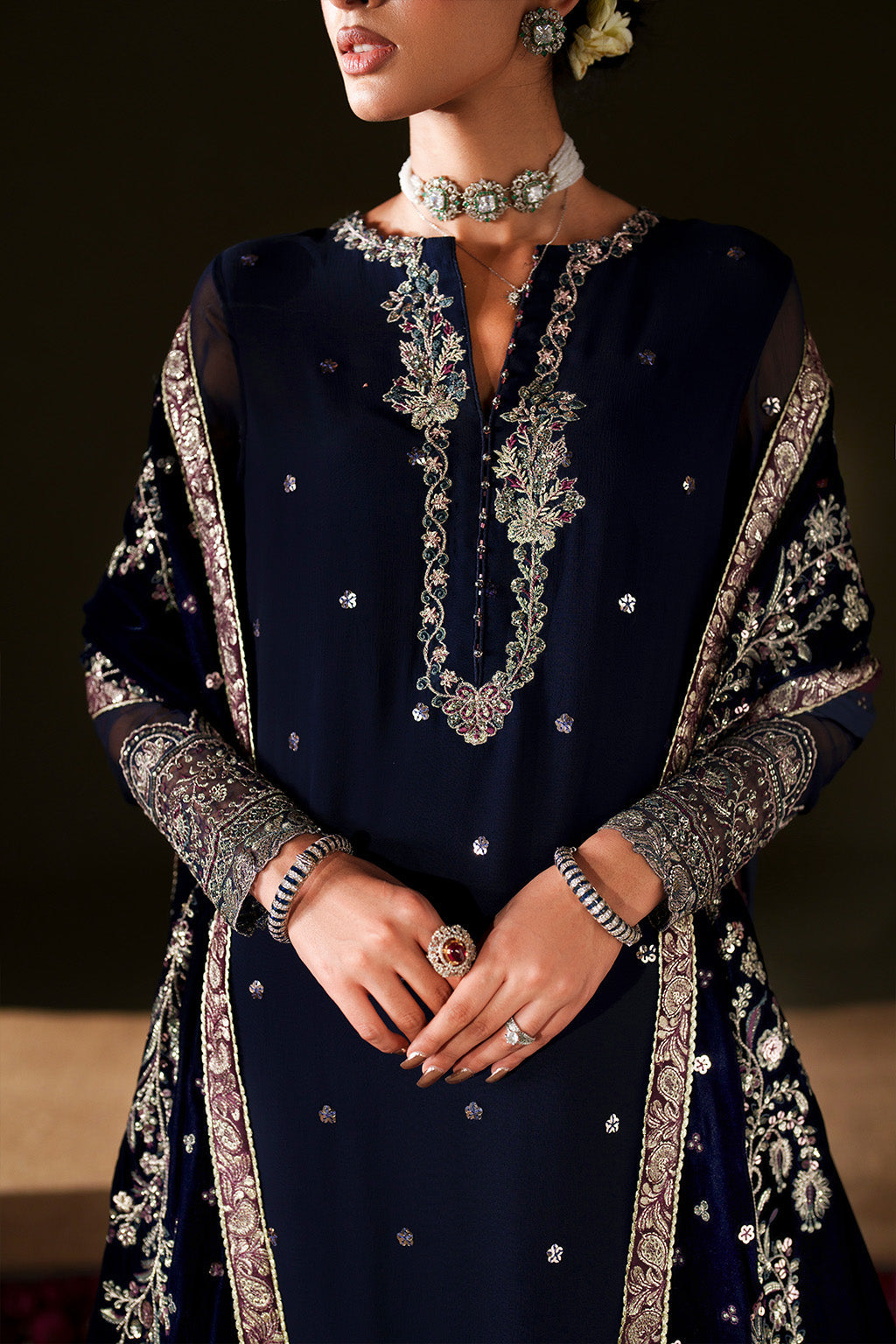 Iznik - Iv-76  Embroidered Velvet