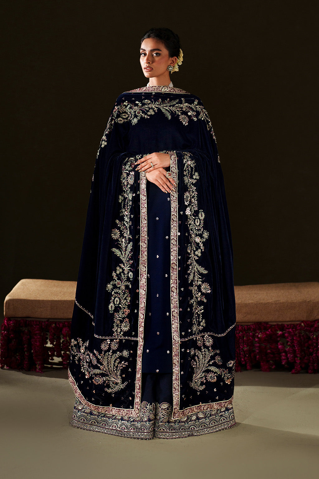 Iznik - Iv-76  Embroidered Velvet