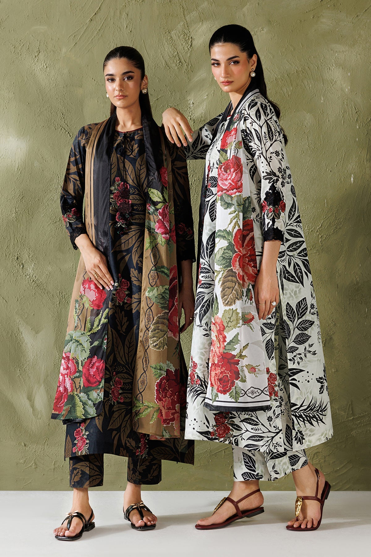 Baroque - Embroidered Lawn UF-4506