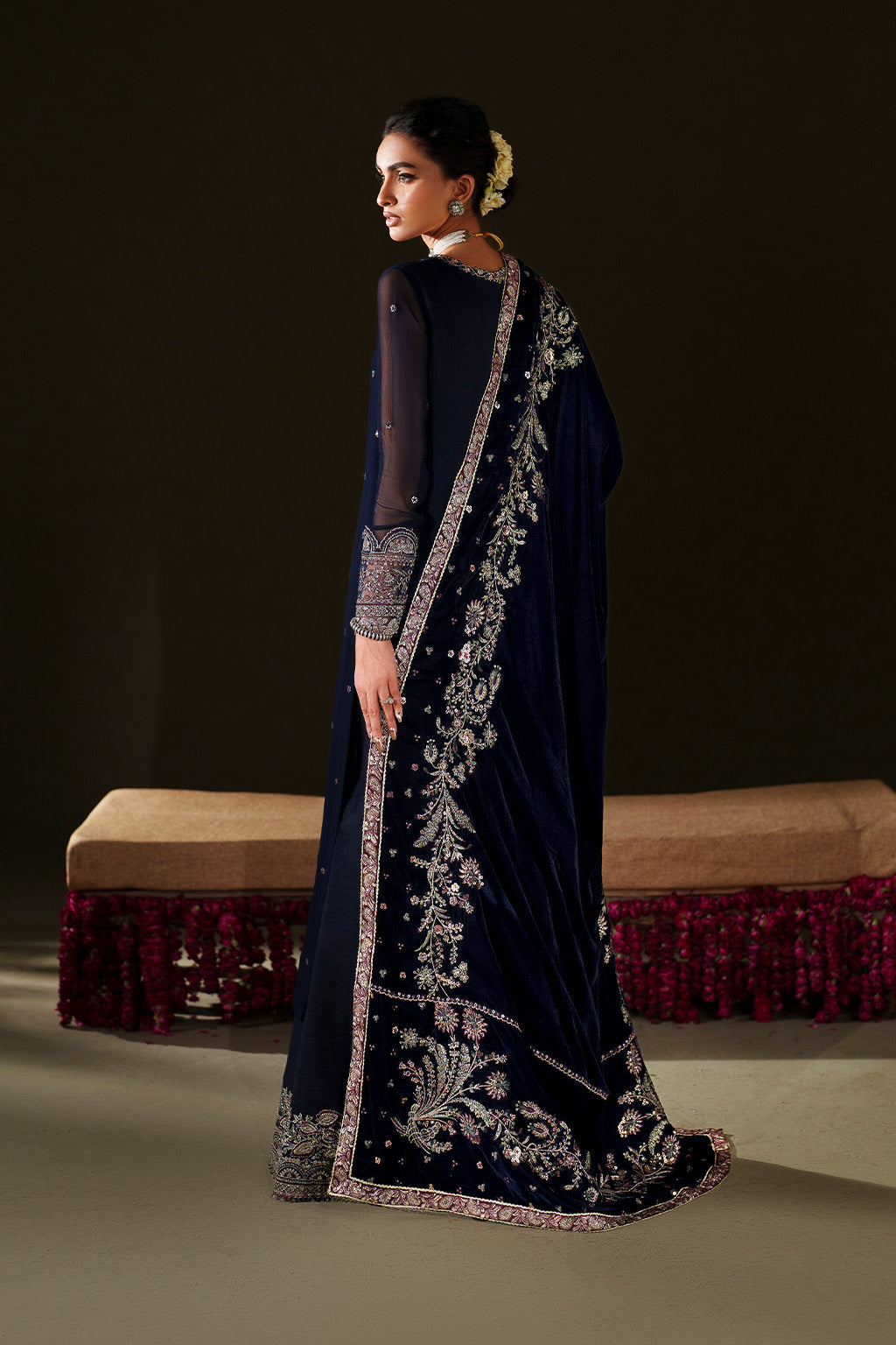 Iznik - Iv-76  Embroidered Velvet