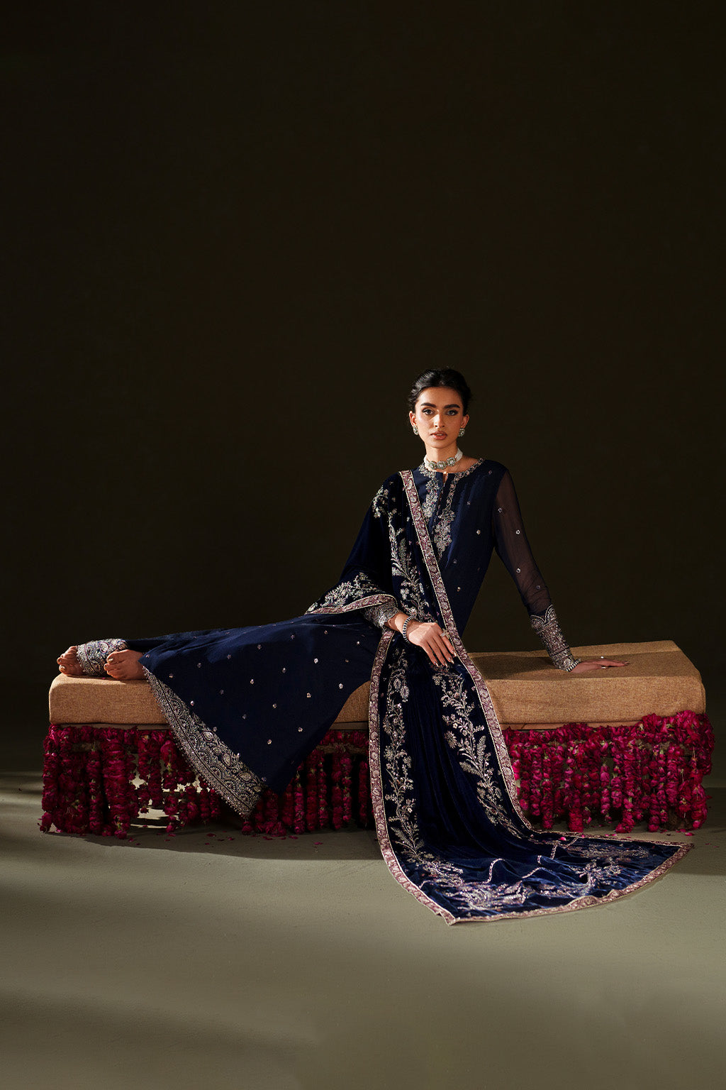 Iznik - Iv-76  Embroidered Velvet