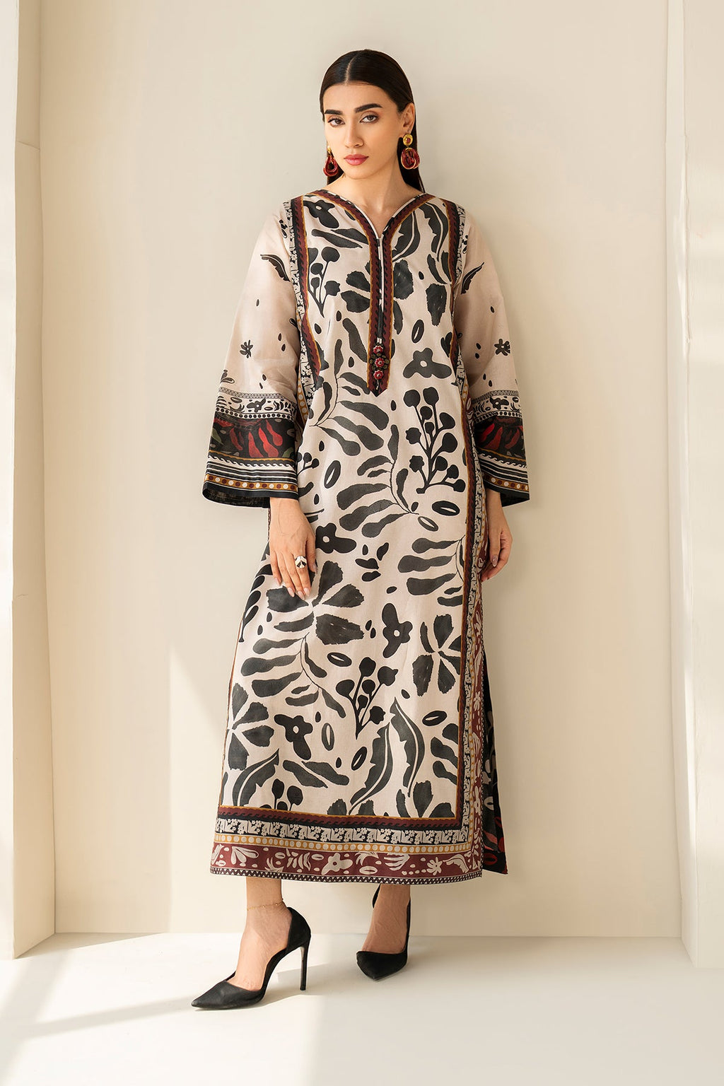 Baroque - Digital PRinted Lawn UF-4199