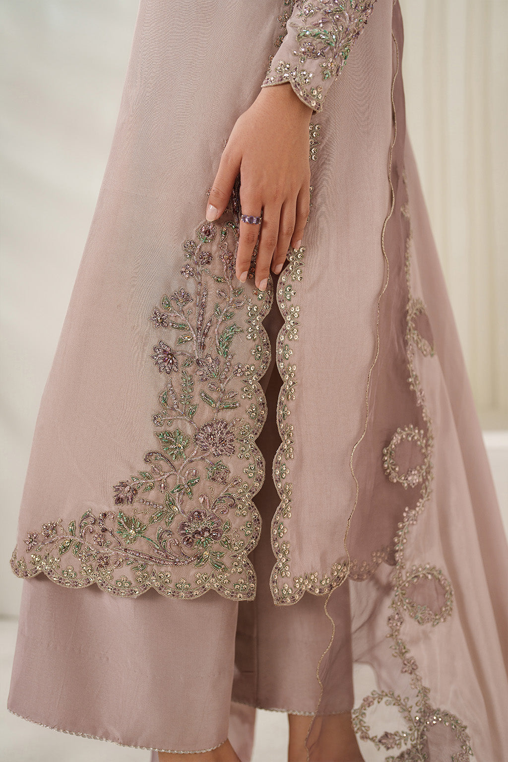 Iznik - Ue-613 Ramen Silk