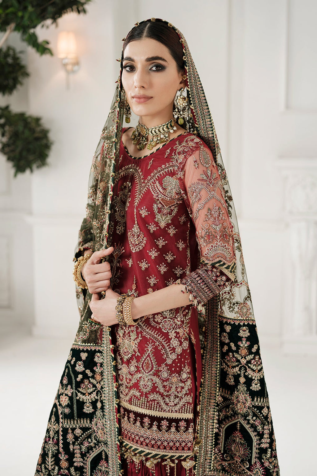 Baroque - Embroidered Net Ch10-07 Stitched