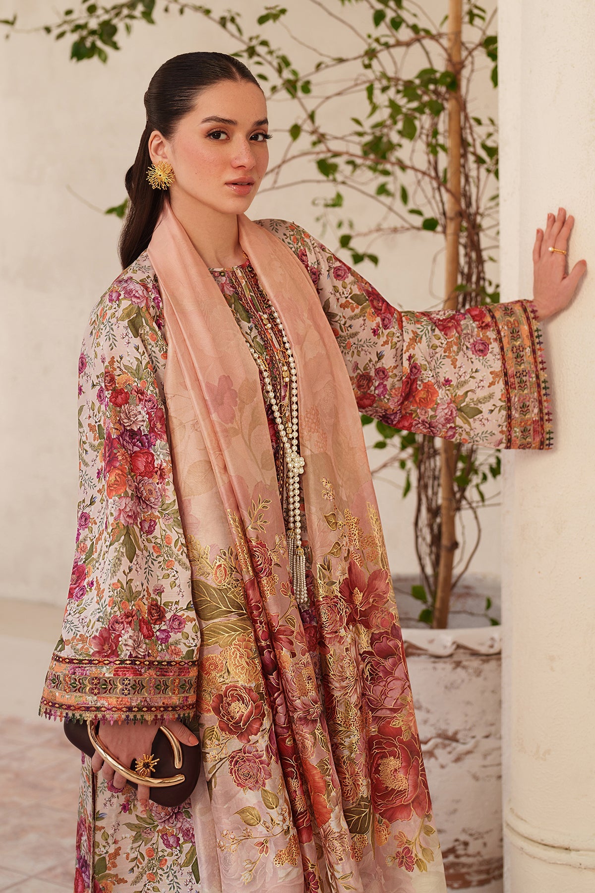 Baroque - Embroidered Lawn UF-4407